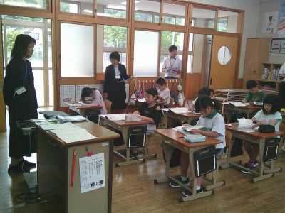 ３年