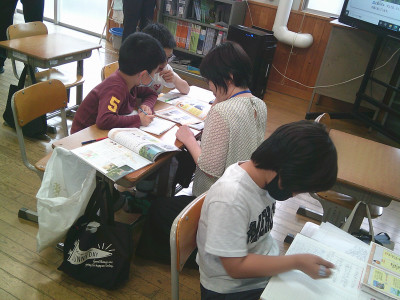 ４年
