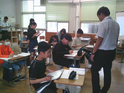 ６年