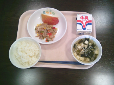 給食
