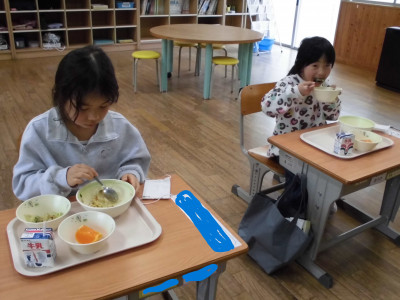 ぱくぱく
