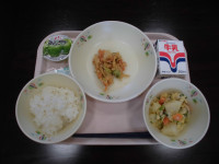 給食