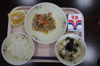 給食