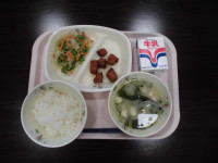 給食