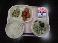 給食