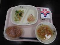 給食