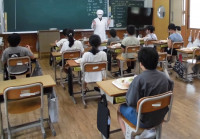 56年