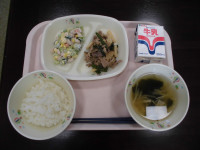 給食