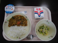 給食