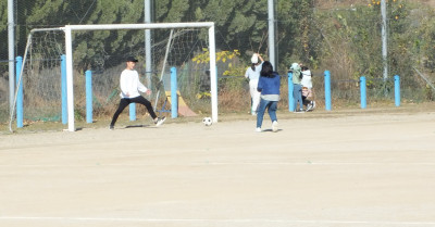 サッカー、鉄棒