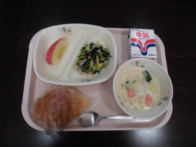 給食