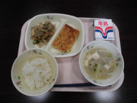 給食