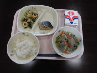 給食