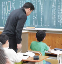 ３年