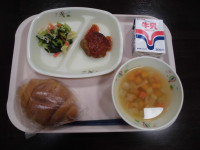 給食