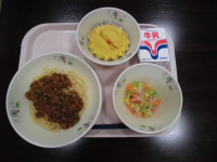 給食