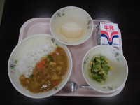 給食
