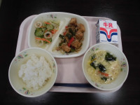 給食