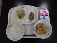 給食